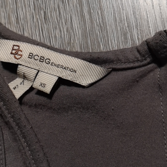 🏷Grey flaired Jersey Tank with back Zipper detail - Picture 2 of 3